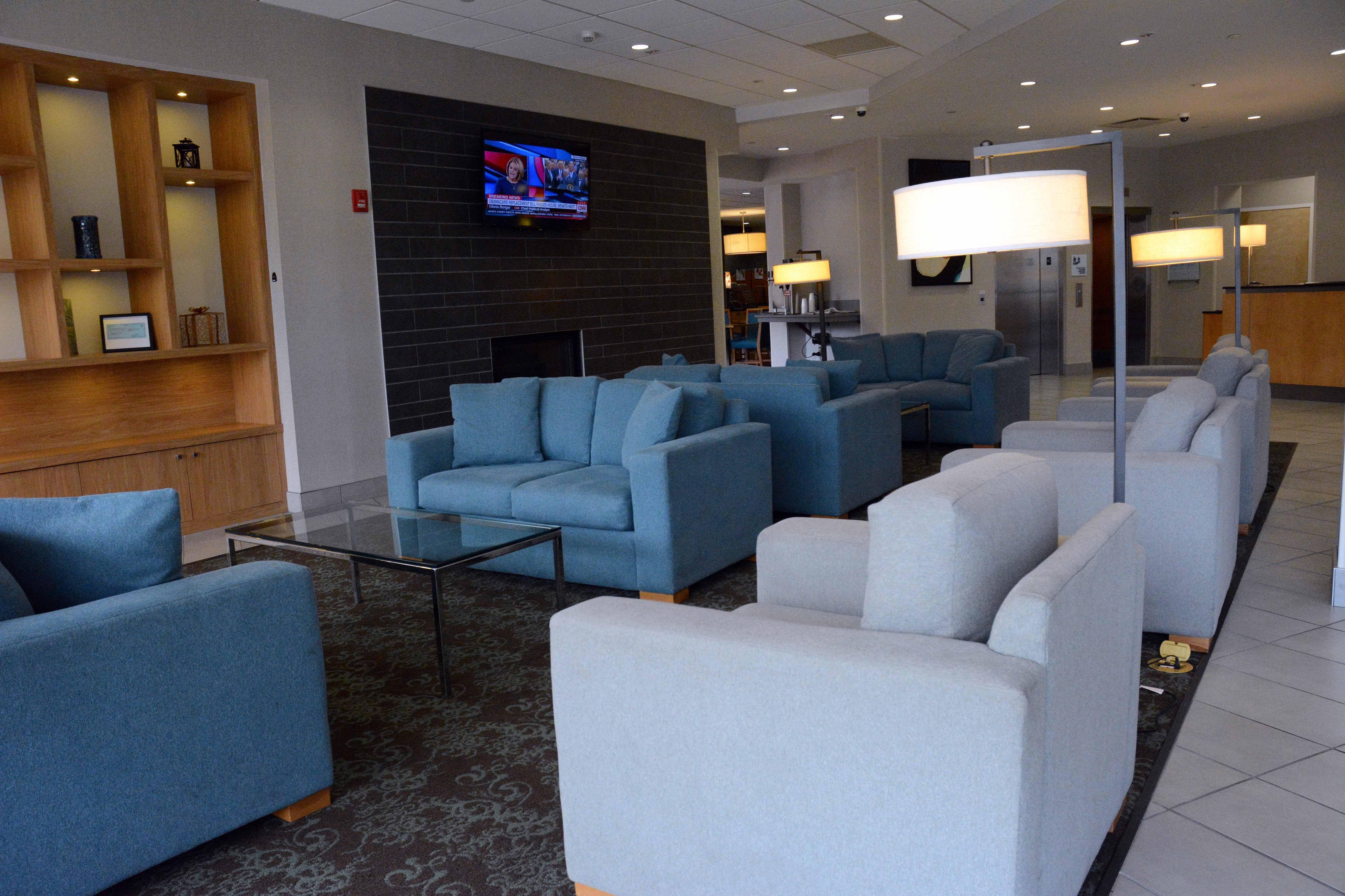 Holiday Inn Express Stamford, An Ihg Hotel Екстер'єр фото
