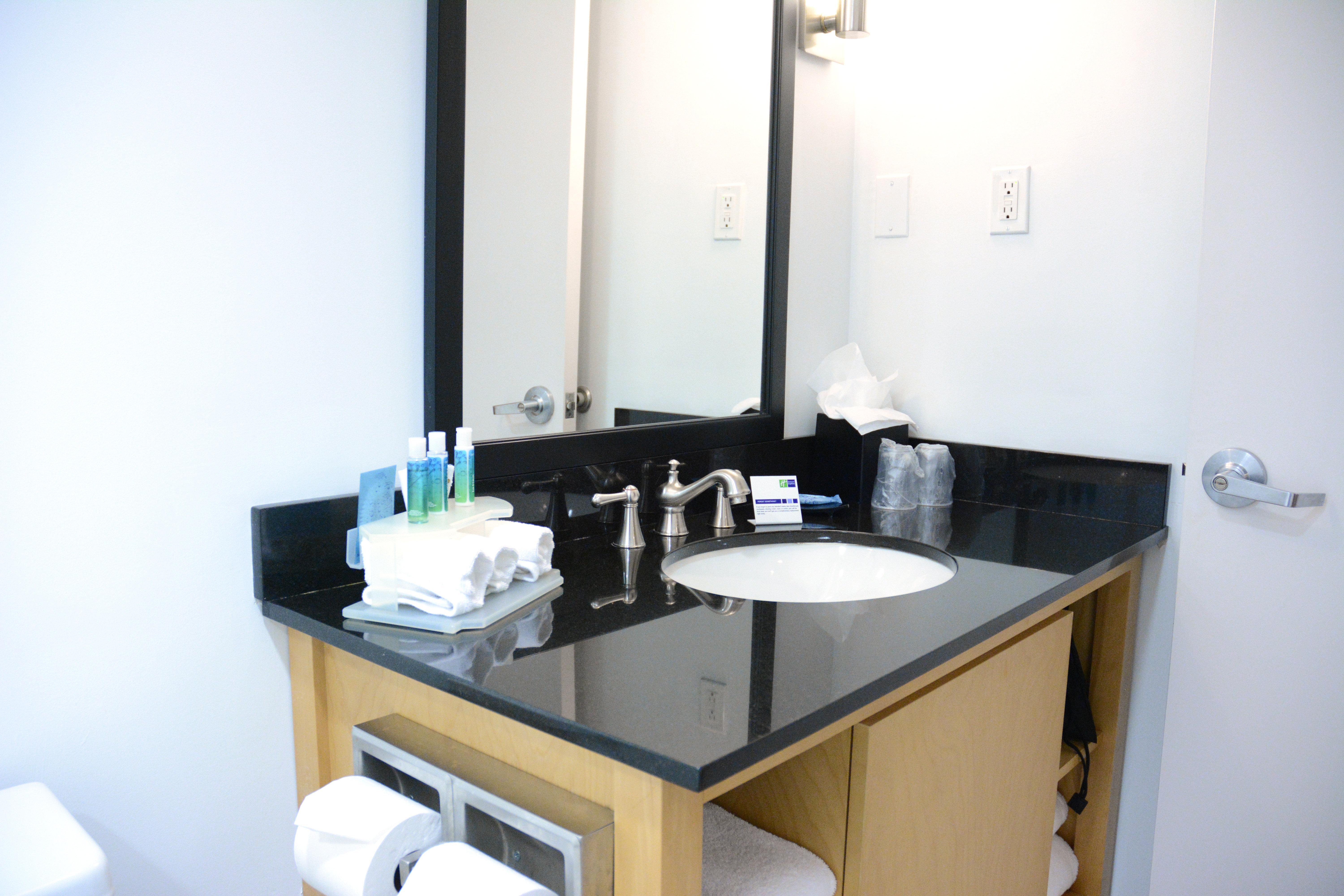 Holiday Inn Express Stamford, An Ihg Hotel Екстер'єр фото